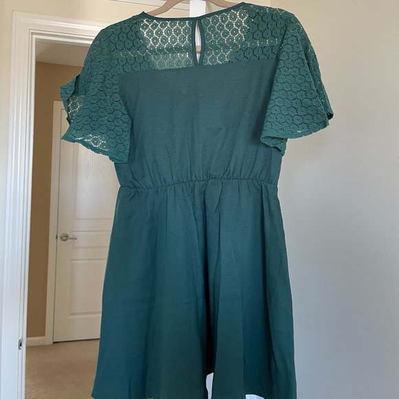 Green Short Sleeve Dress - M - Picture 2 of 3